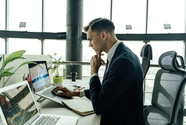 Enhetsekonomin i B2B: Varför din Customer Acquisition Cost avgör din överlevnad